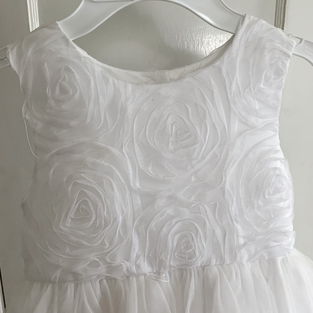 Girl’s special occasion white dress, size 6x - Picture 4 of 6